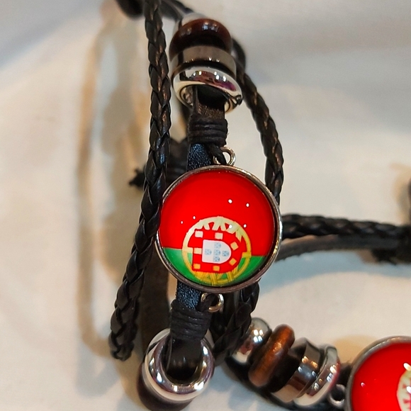 NWOT; Ladie's/Men's Portugal flag leather, adjustable bracelet - Picture 2 of 4